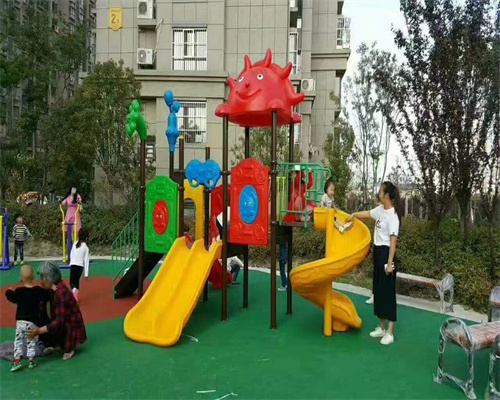 儿童健身器材